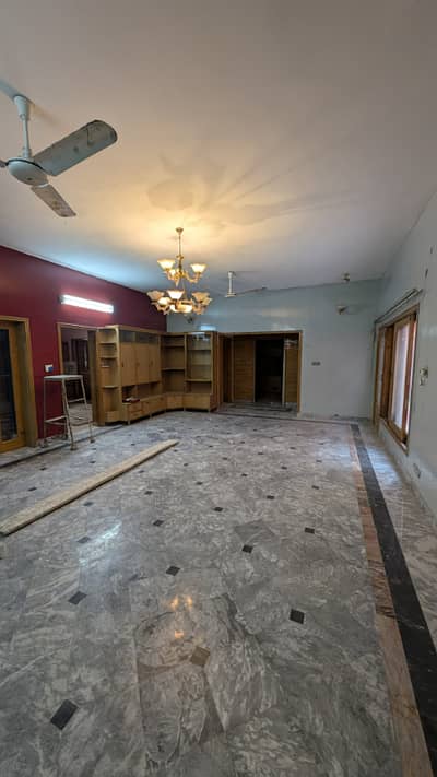 18 Marla House For Rent Madina Town Khayaban Colony