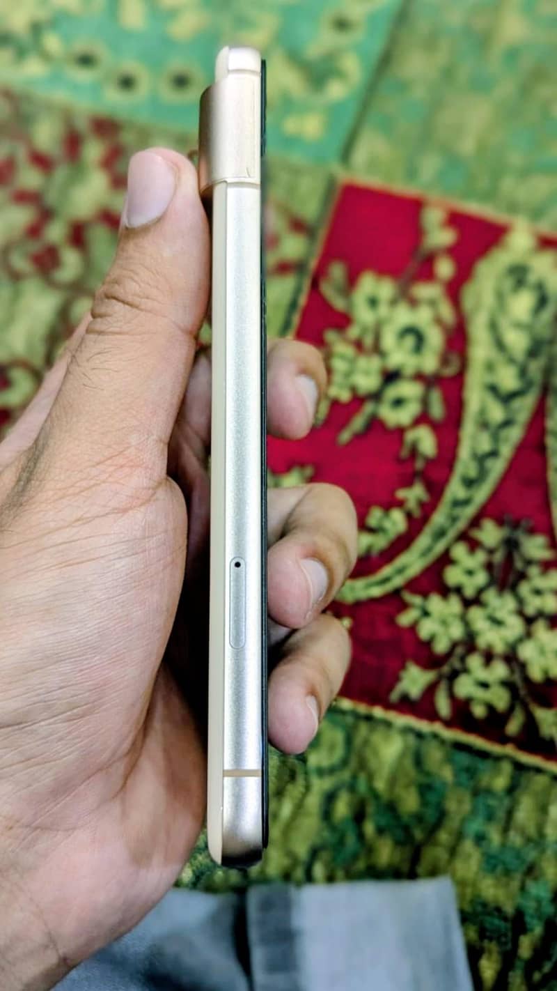 Google Pixel 8 2