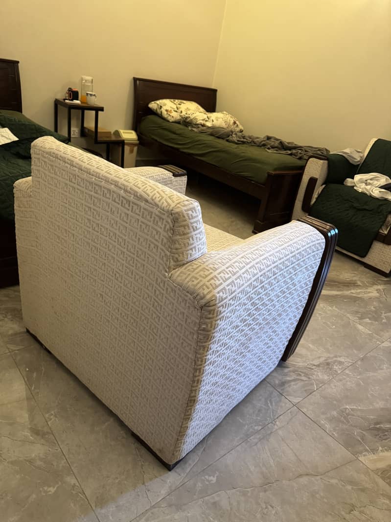 1-seater sofas 2