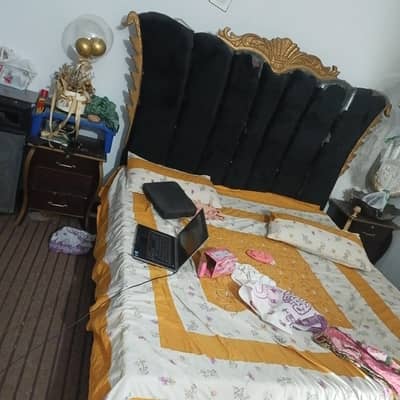 valvet wooden bed for sale
