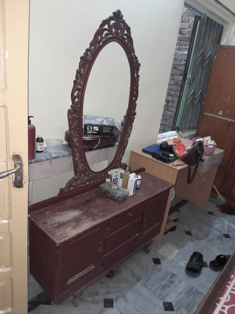 Dressing Table Chinioti wood 2