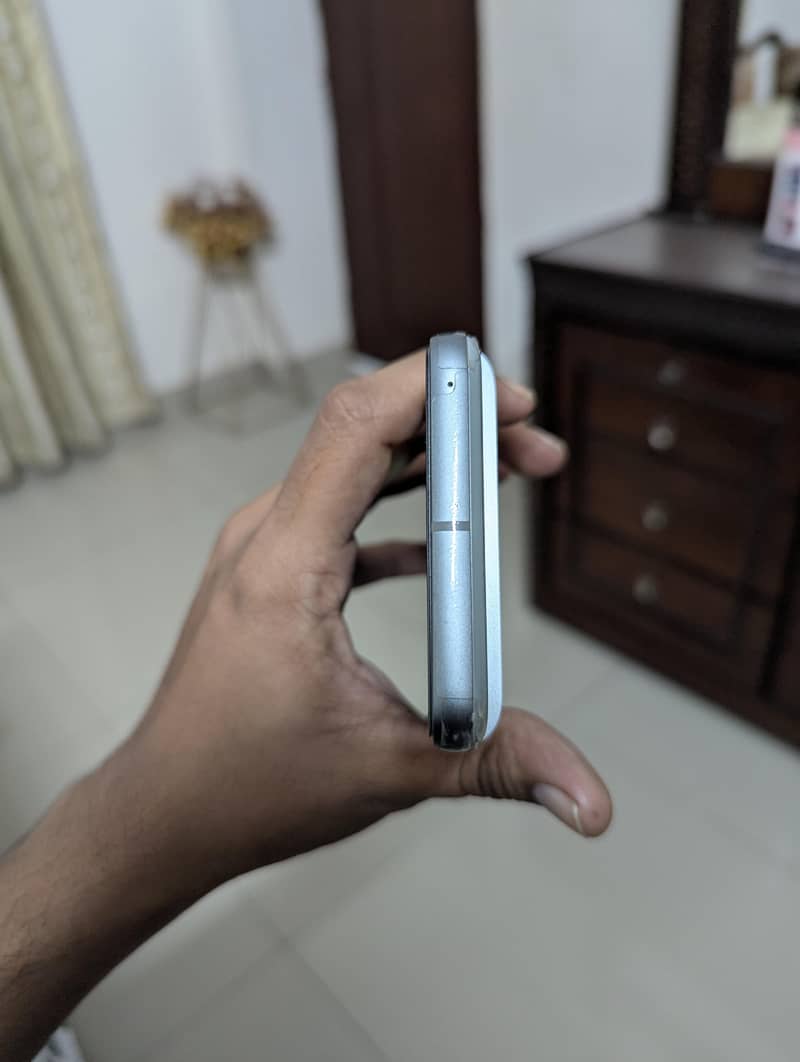 Google Pixel 8 8