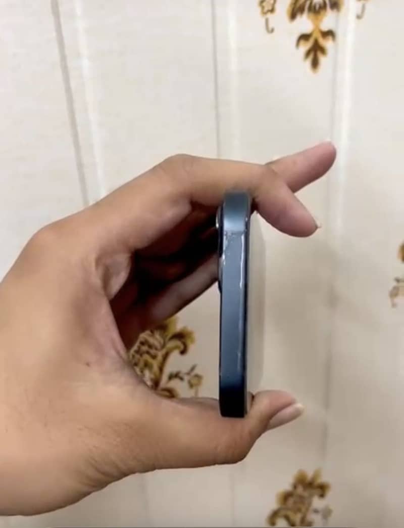 iPhone 13 fu 4
