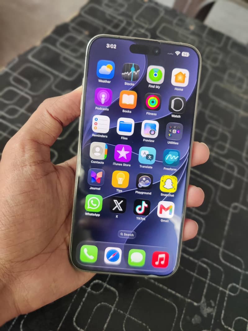 Apple iPhone 15 Pro Max 6