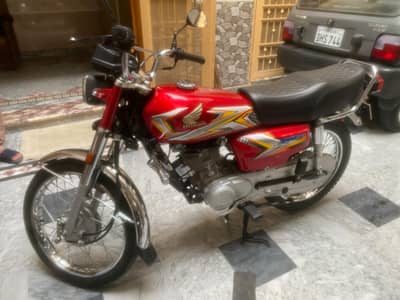 Honda 125 CG 2025