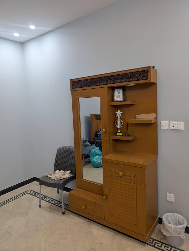 Double bed with matress and dressing table - Beds - 1120341191