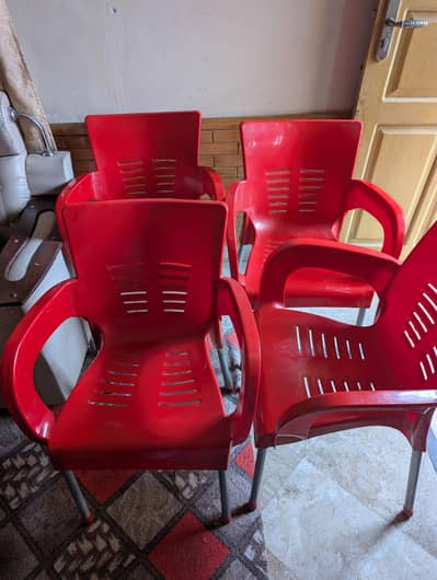 Used table and chair for sale
