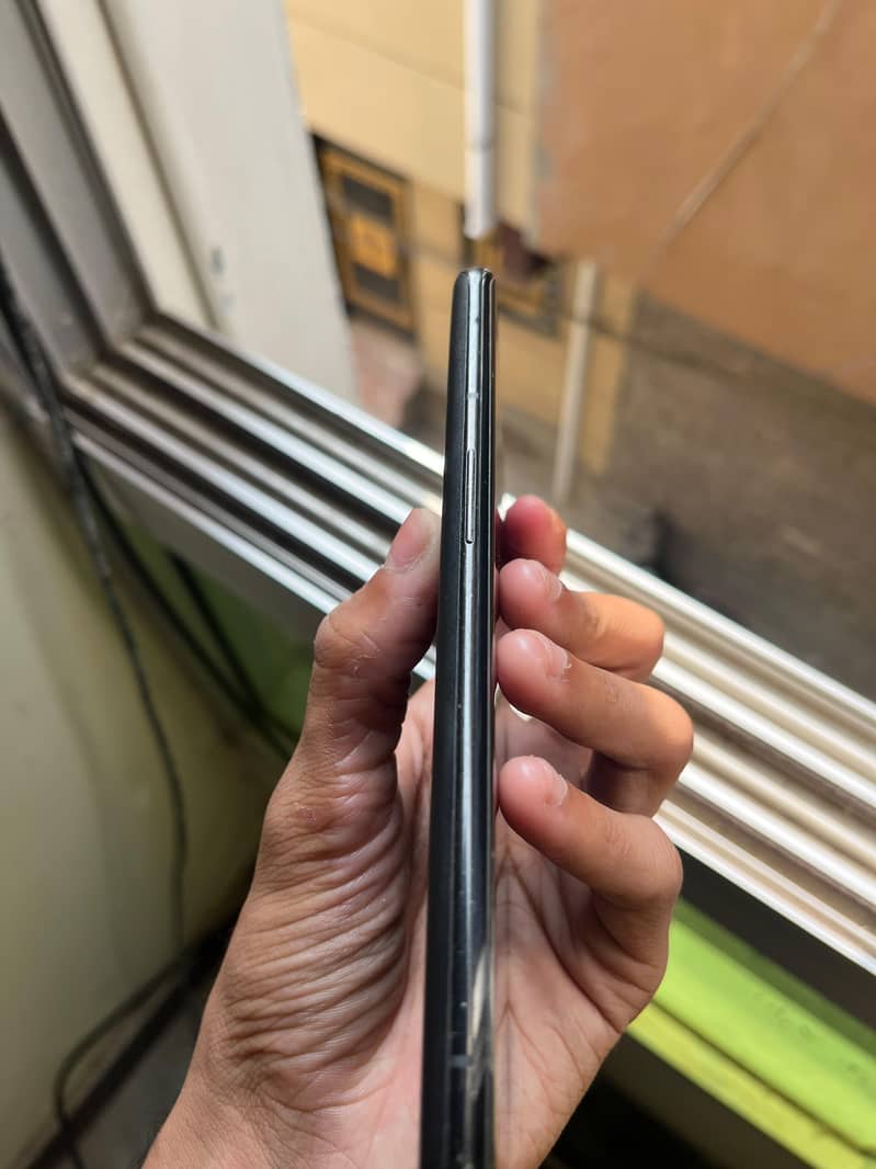 One Plus 9 Pro 4