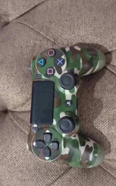 2 PS4 controllers new condition