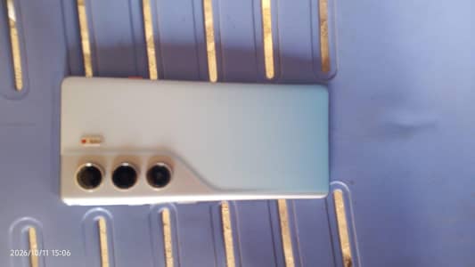 Tecno CAMON 40 Pro