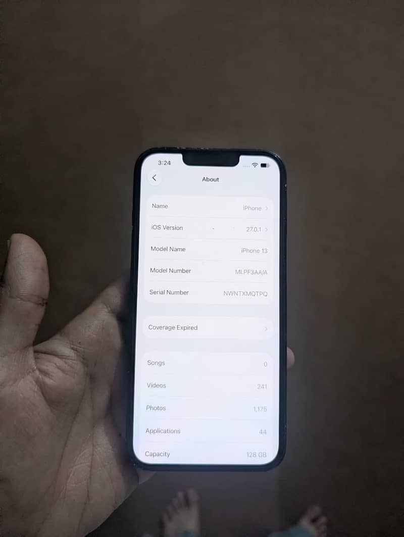 Apple iPhone 13 2