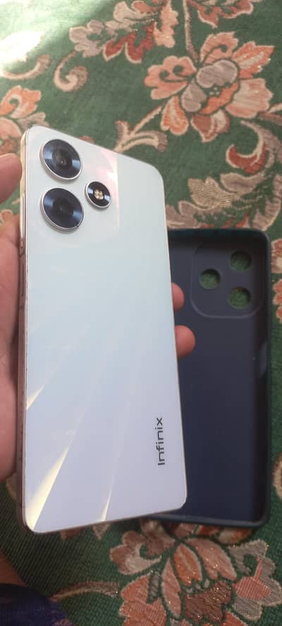 Infinix Hot 30