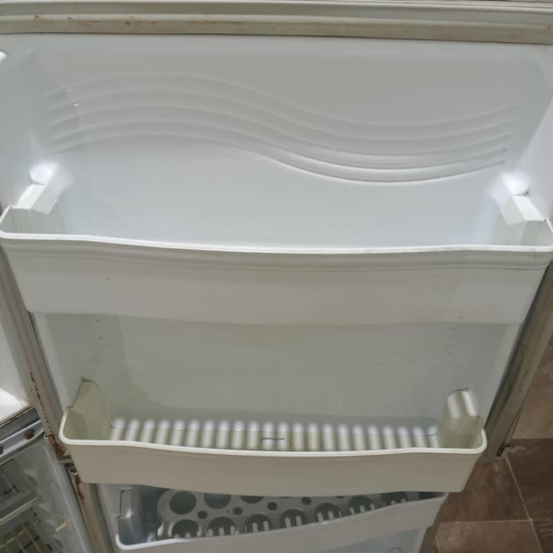 wave Fridge 4