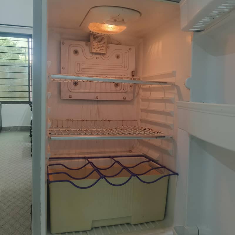wave Fridge 8