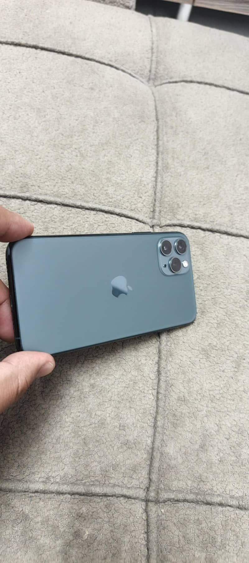 Apple iPhone 11 Pro Max 1