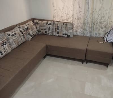 sofa in good condition