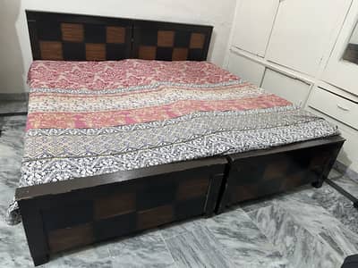 2 single bed with mattress