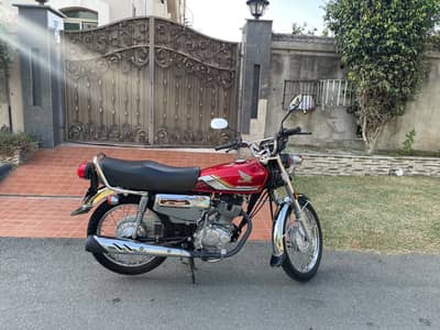 Honda 125 Special Edition