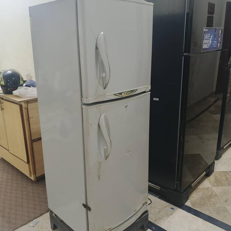 Waves fridge 0