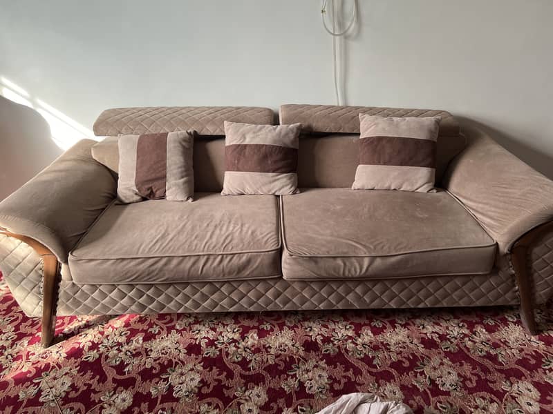 7 seater sofa set. 2