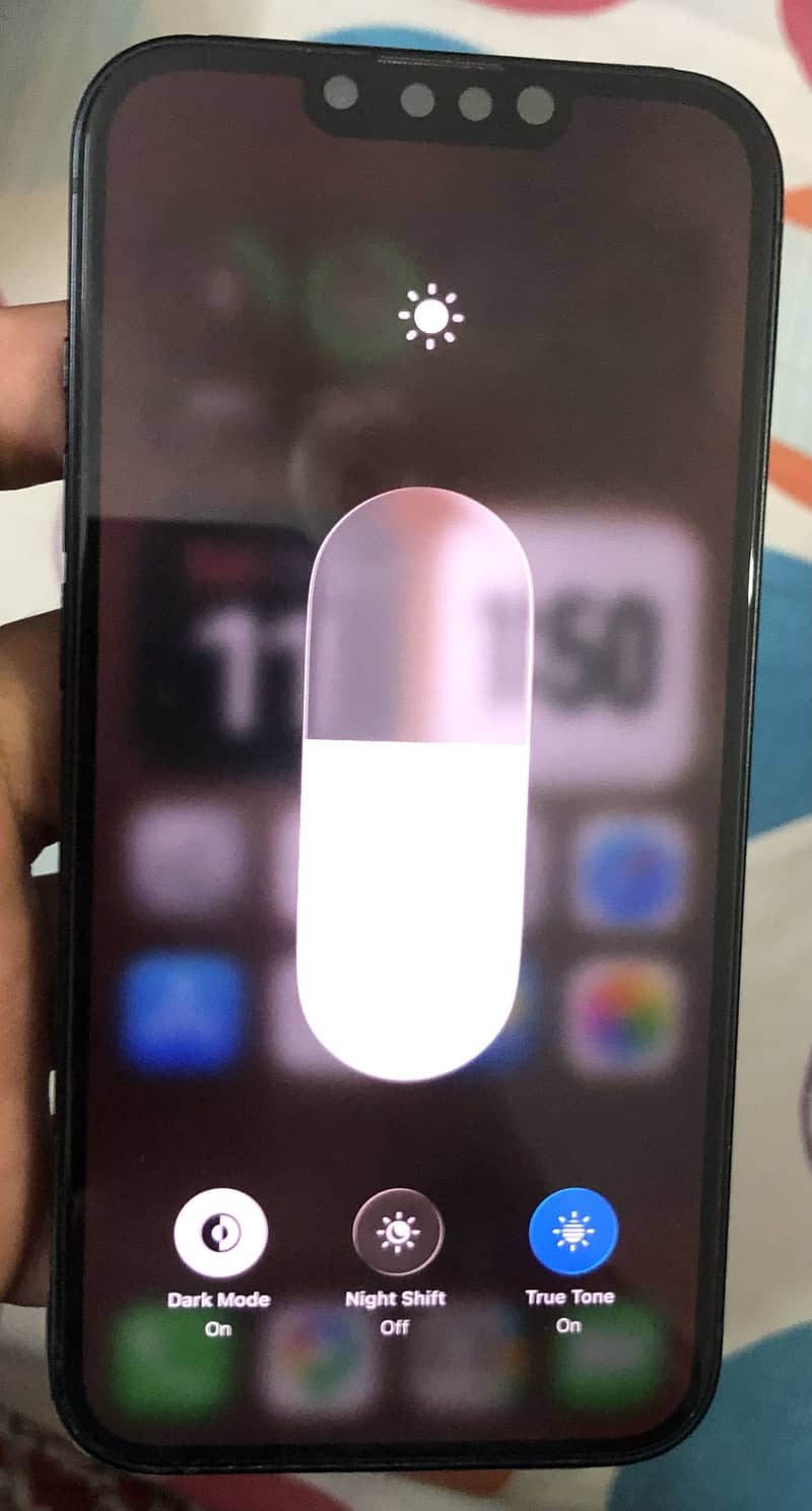 Apple iPhone 13 5