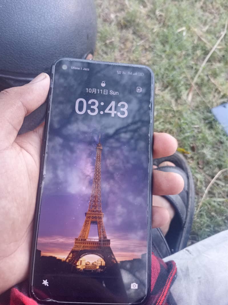 OPPO A76 1