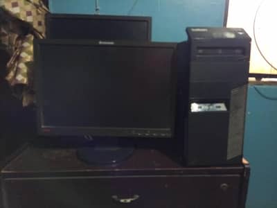 ismein window 10 hai aur ismein koi gaming PC Nahin hai normal PC hai