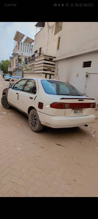 Nissan Sunny 1998