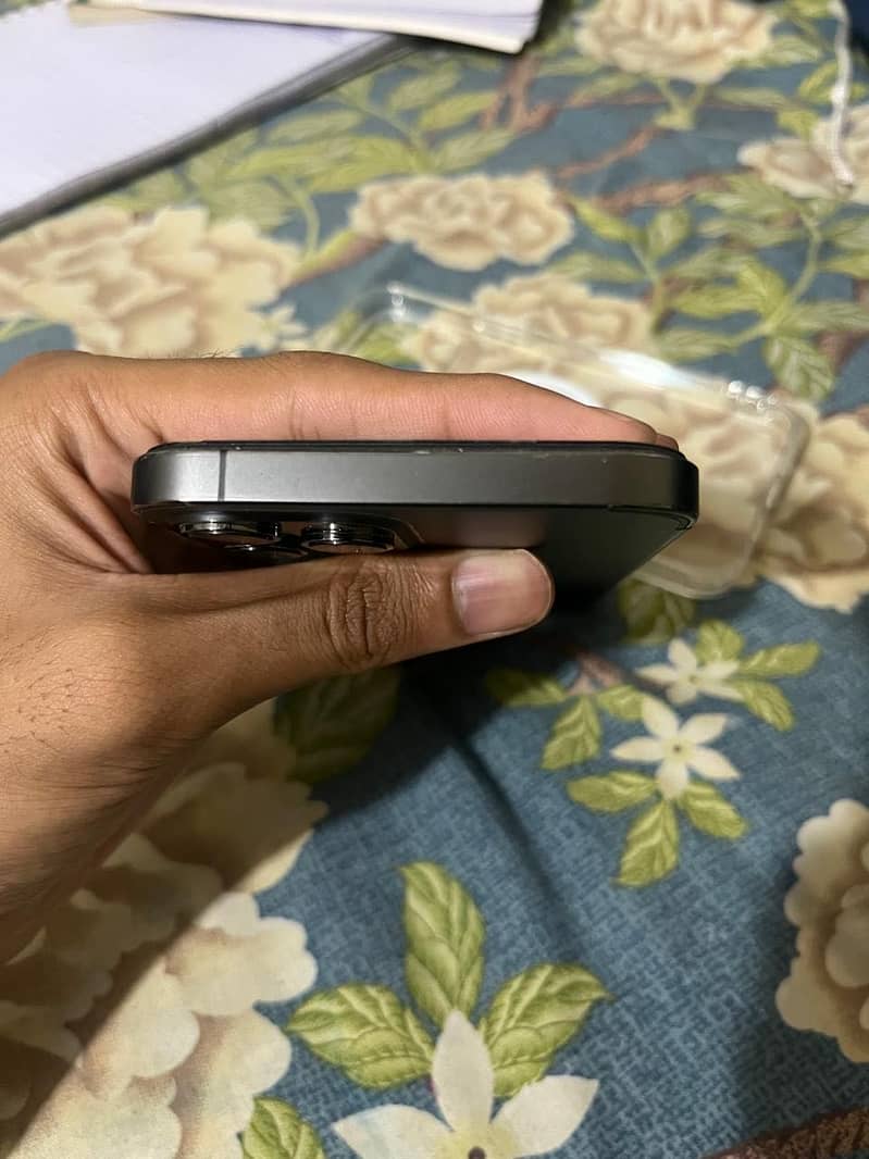 Apple iPhone 12 Pro Max 2