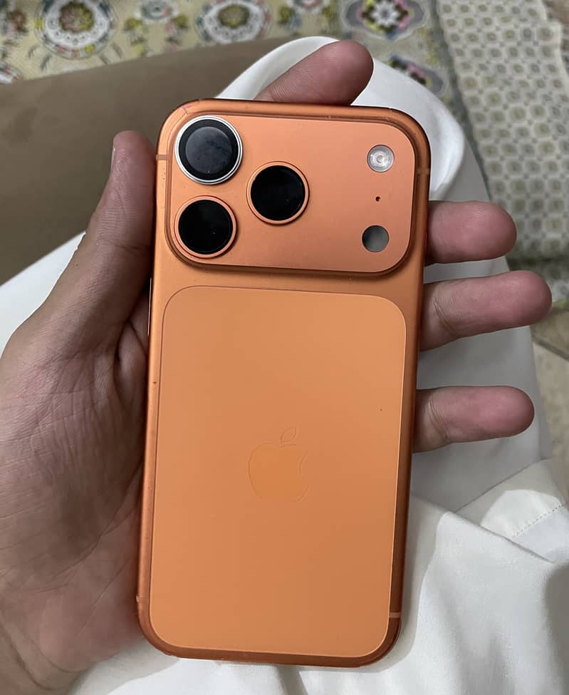 Apple iPhone 17 Pro 6