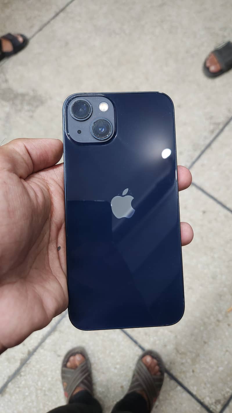 Apple iPhone 13 2