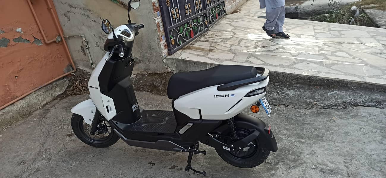 Honda ICON e 10