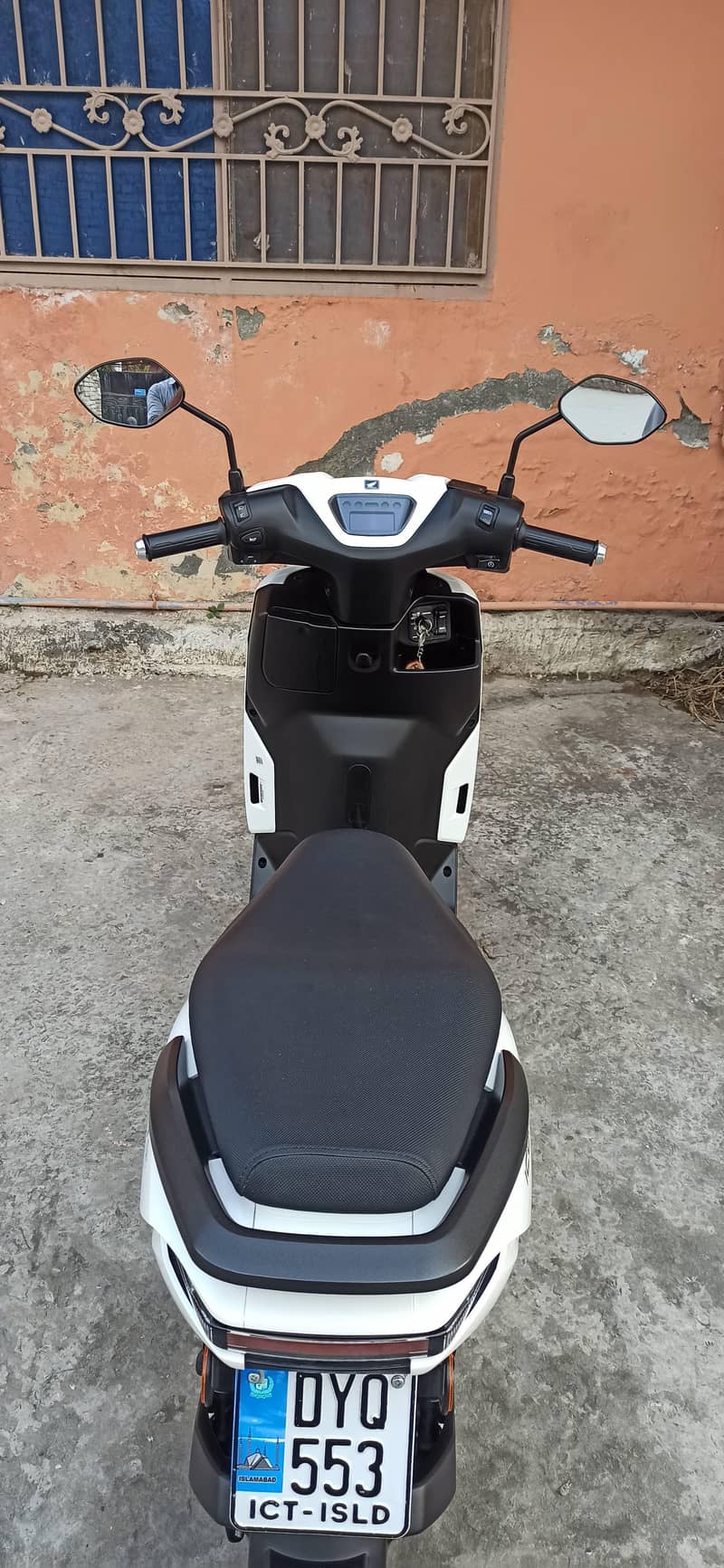 Honda ICON e 11