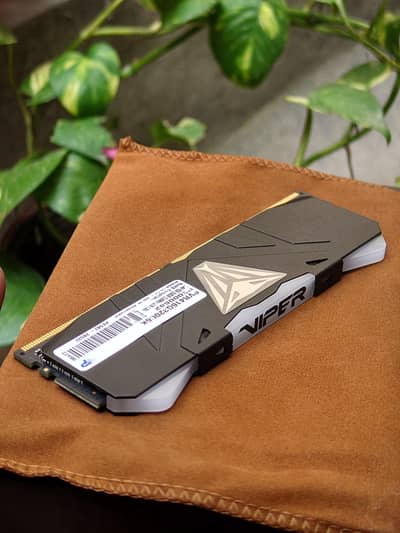 Viper RAM DDR4 ,3200 MHz (16 GB) RGB