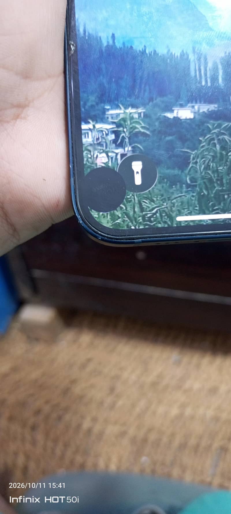 Apple iPhone 13 2