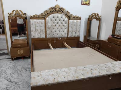 Bed with Dressing Table and 2 side table