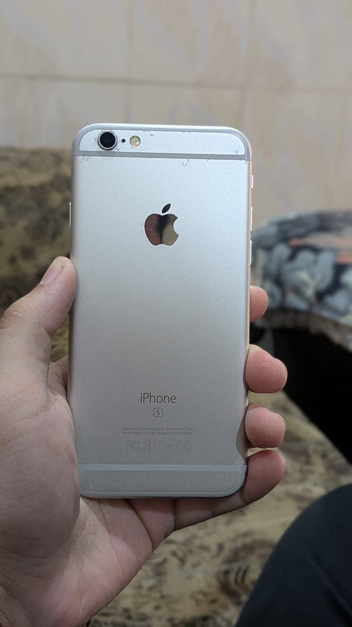 Apple iPhone 6S 3