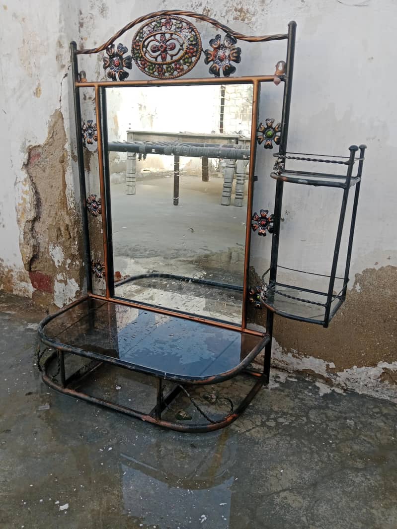 mirror 5