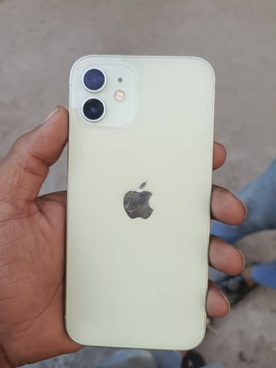 Apple iPhone 12