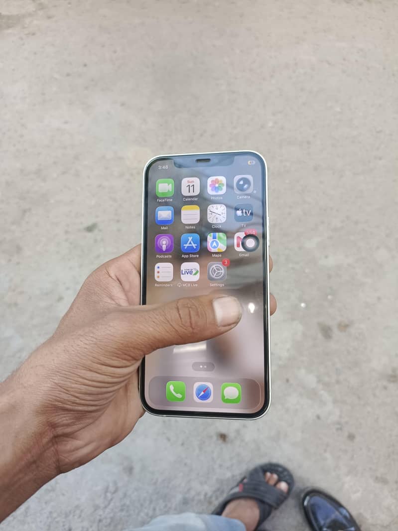 Apple iPhone 12 2