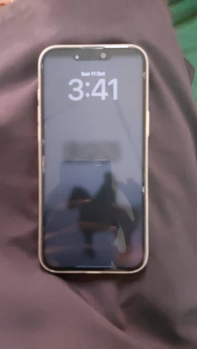 Apple iPhone 16 Pro Max 2