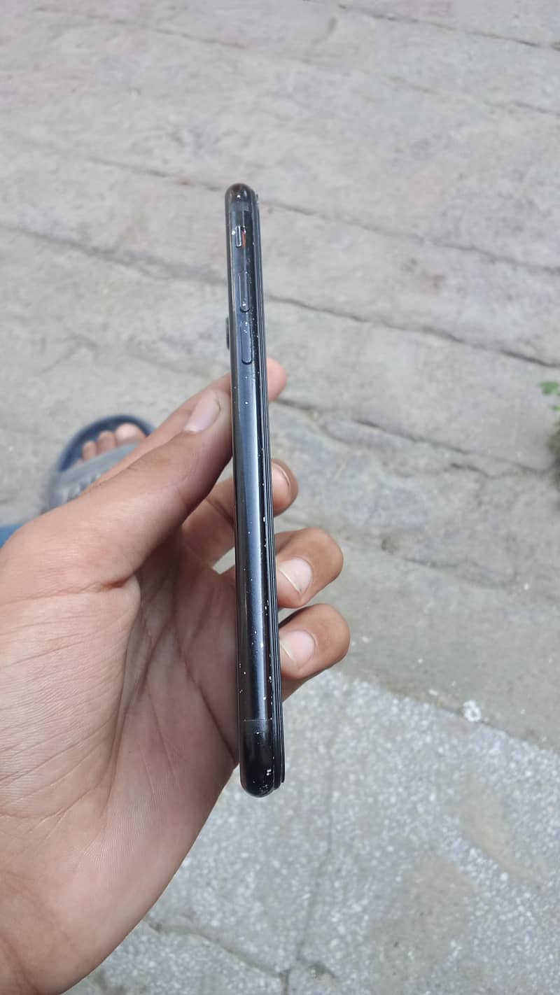 Apple iPhone 7 4