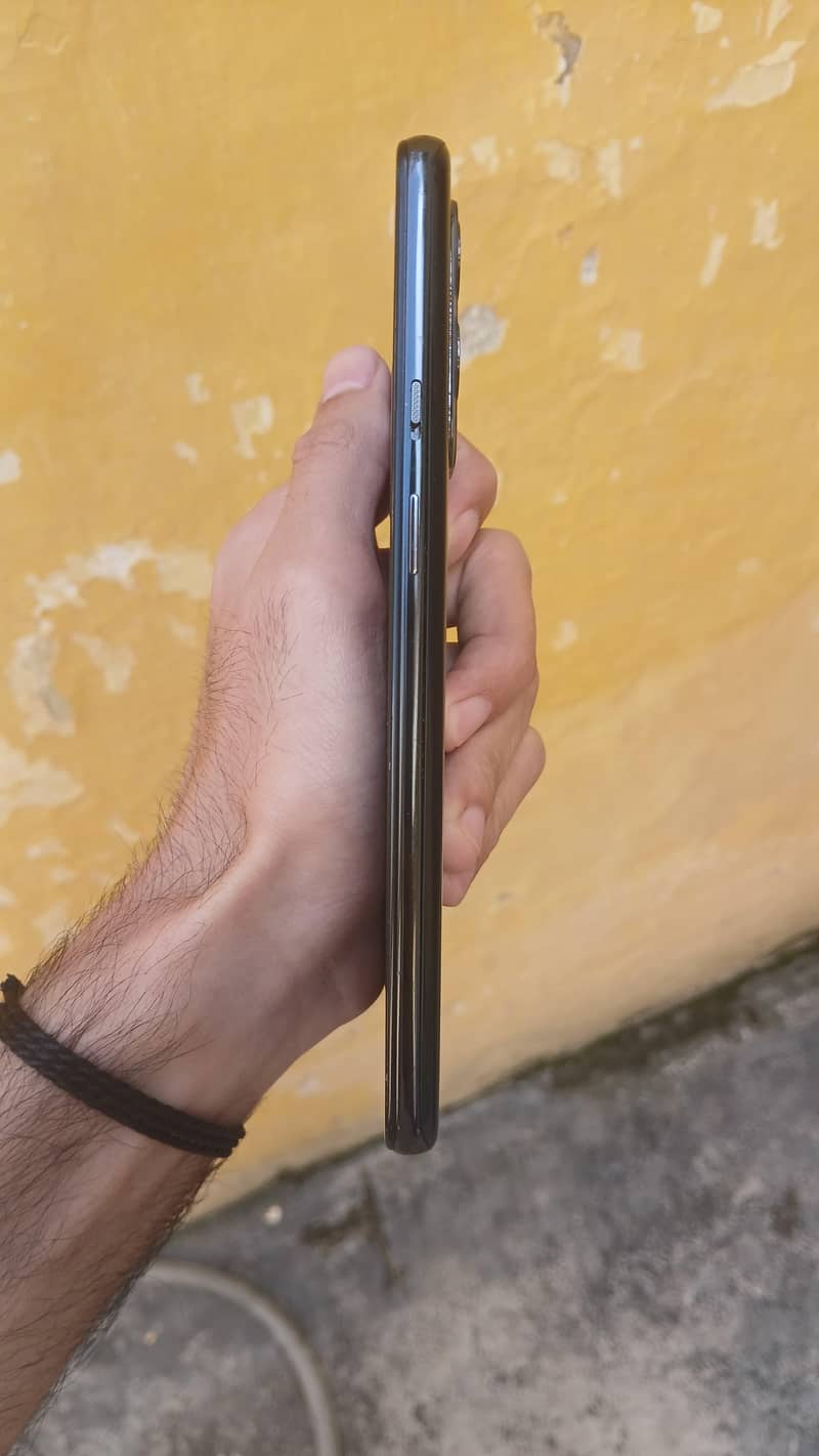 One Plus 9 5G 5