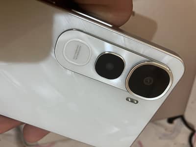 Vivo y400