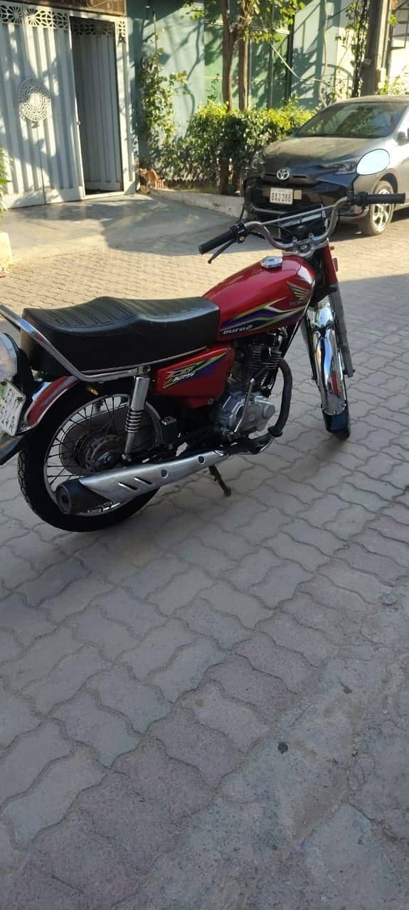 First owner honda in good condition - Standard Bikes - 1120342170