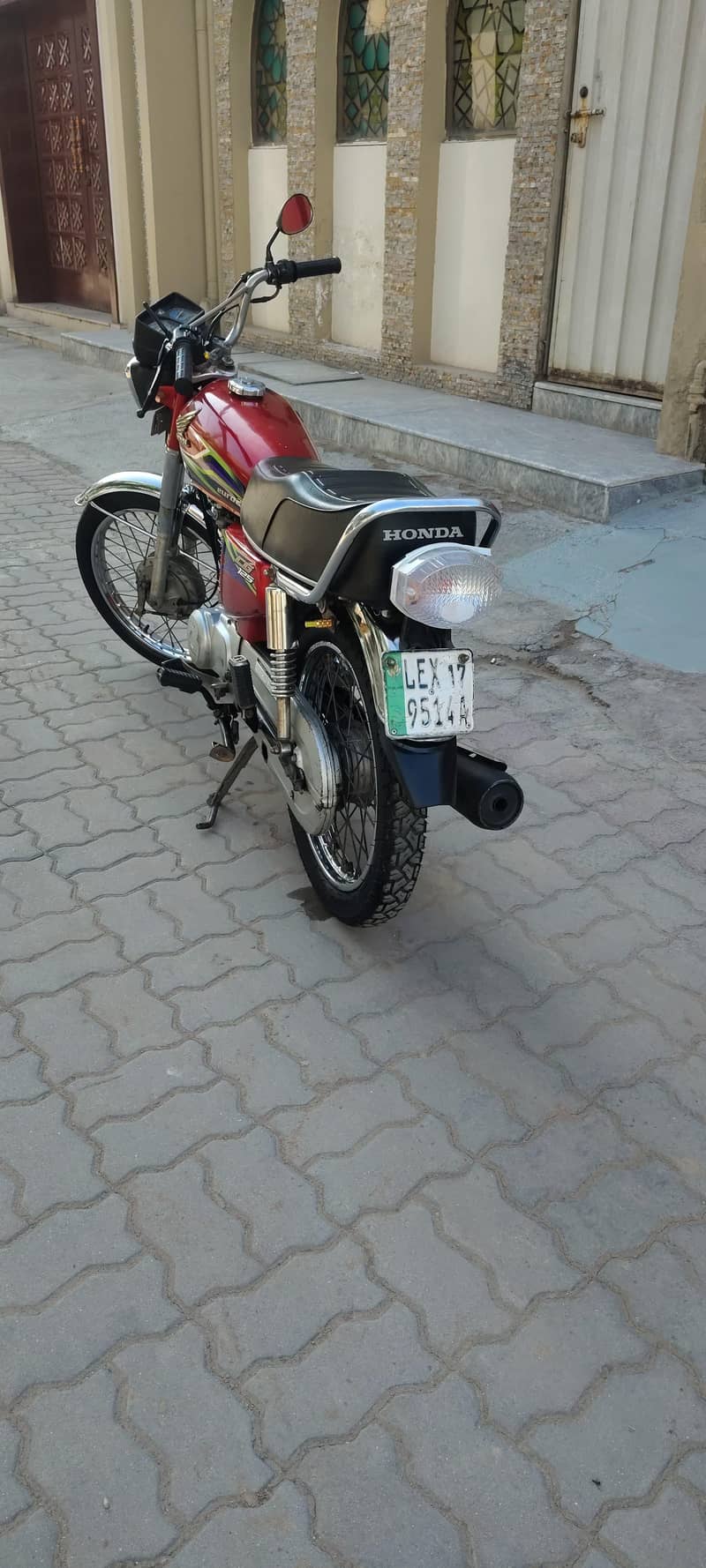 First owner honda in good condition - Standard Bikes - 1120342170