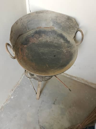 choolay or iron karhai