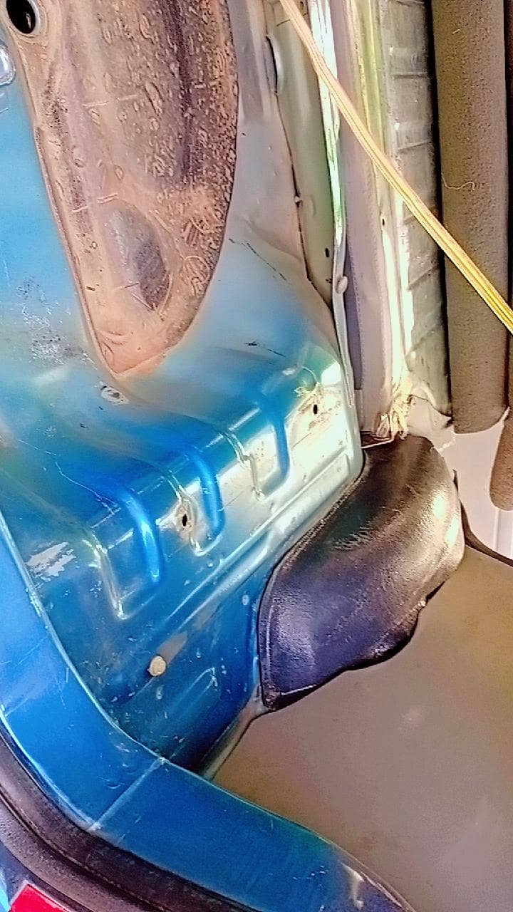 mehran 2011 vx 10