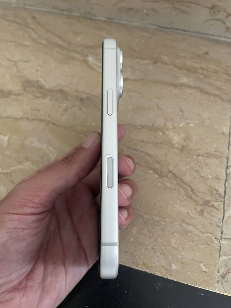Apple iPhone 17 Pro 2