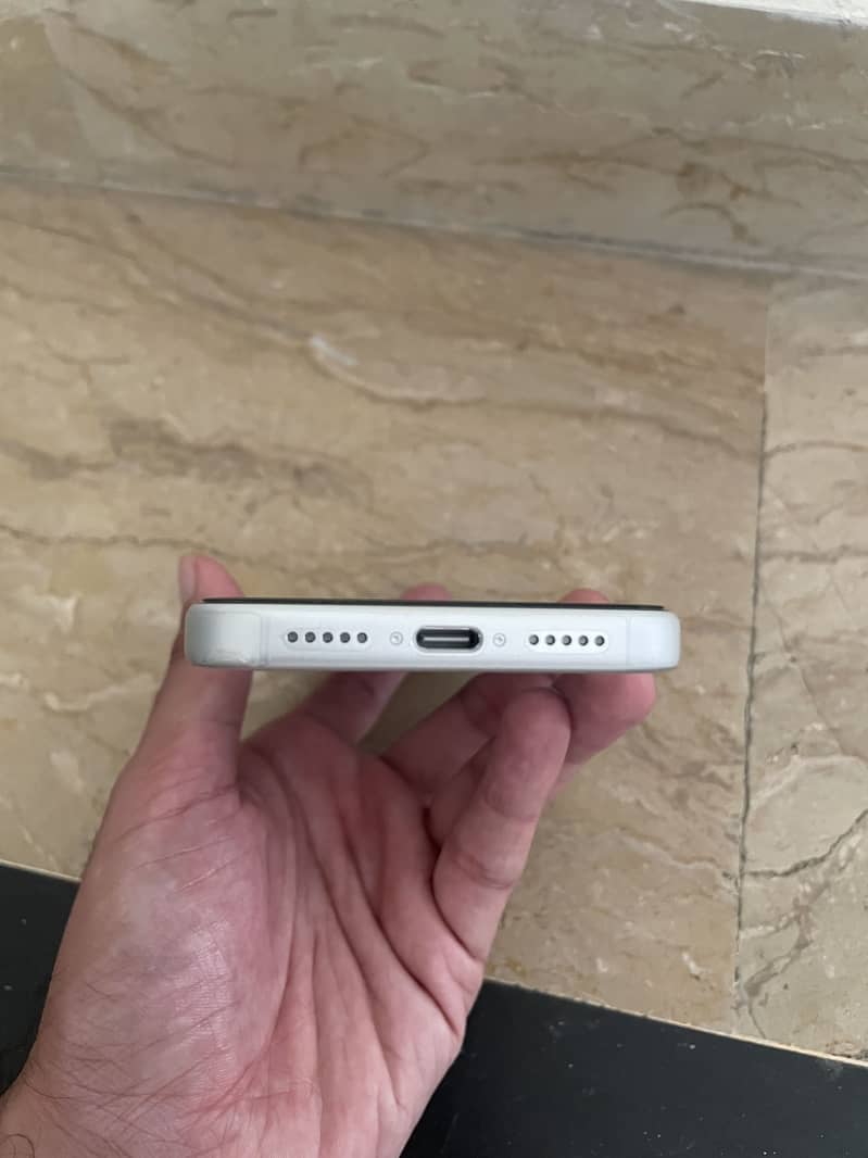 Apple iPhone 17 Pro 8